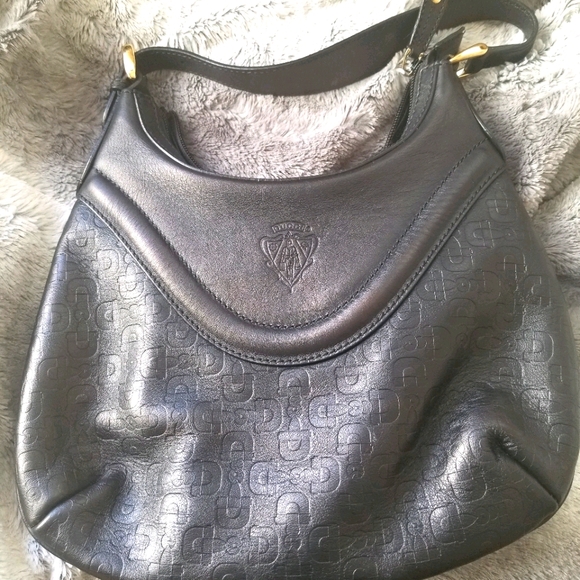 Black Gucci Horseshoe Leather Purse - Picture 3 of 15